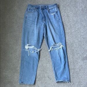 Women’s Blue Distressed Jeans